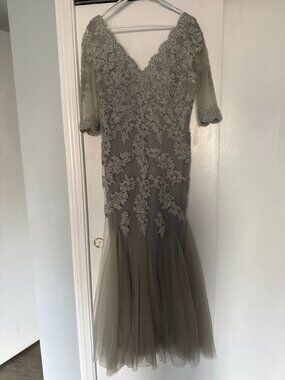 Elegant Mother of the Bride Dress